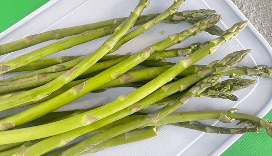 I Benefici degli Asparagi nella Dieta: Scopri perché dovresti includerli nella tua alimentazione - MartinaSenatore